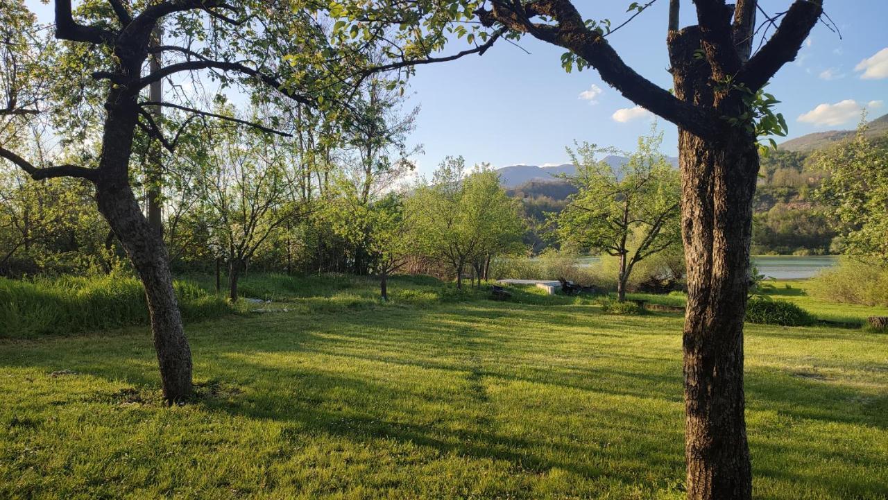 Konjic Lakeside Resort חדר תמונה