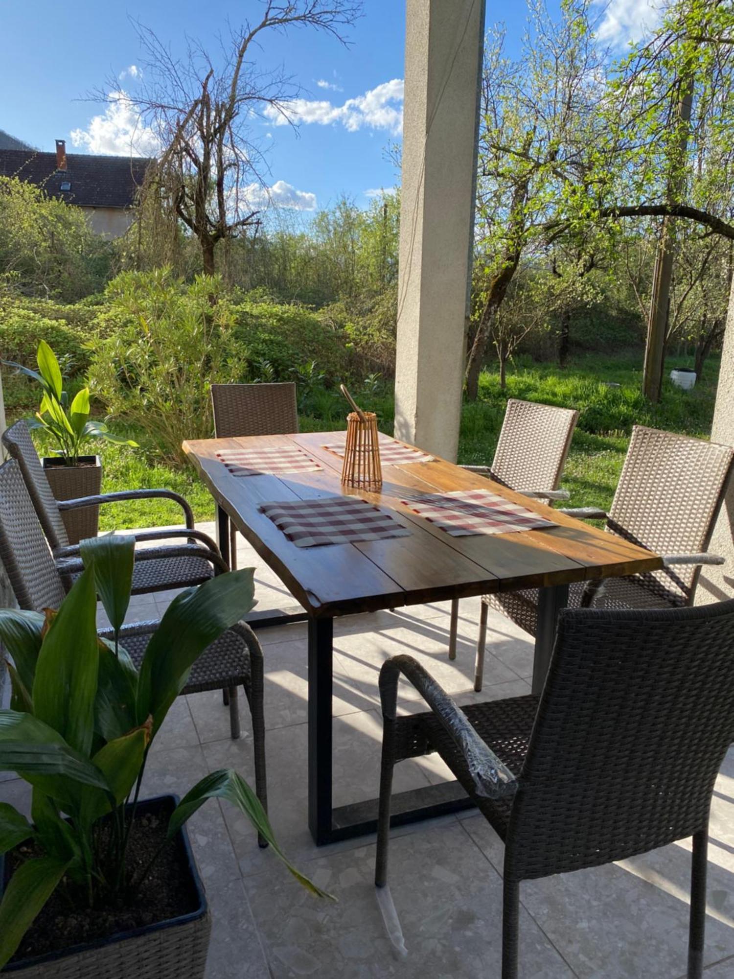 Konjic Lakeside Resort מראה חיצוני תמונה