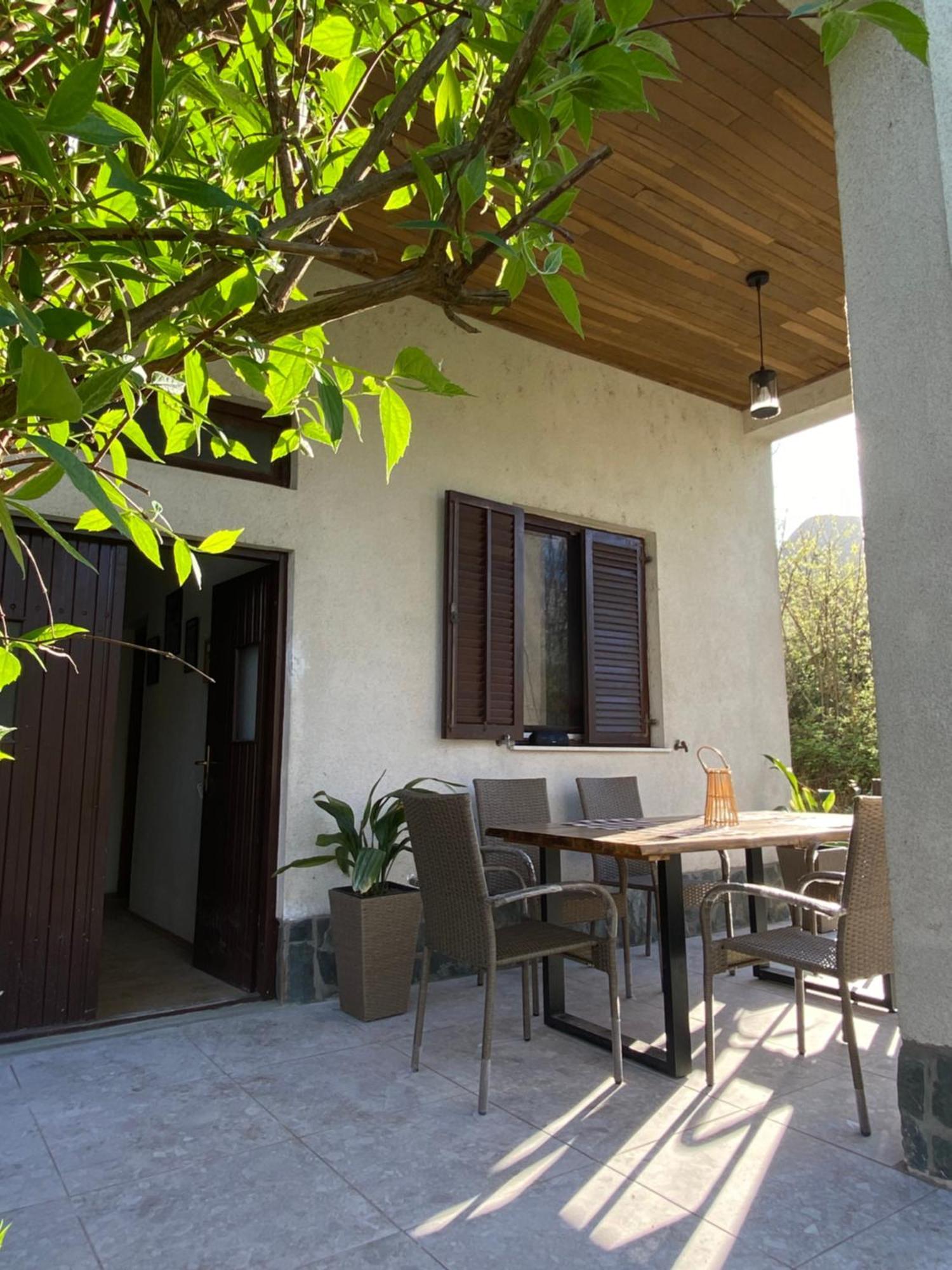 Konjic Lakeside Resort מראה חיצוני תמונה