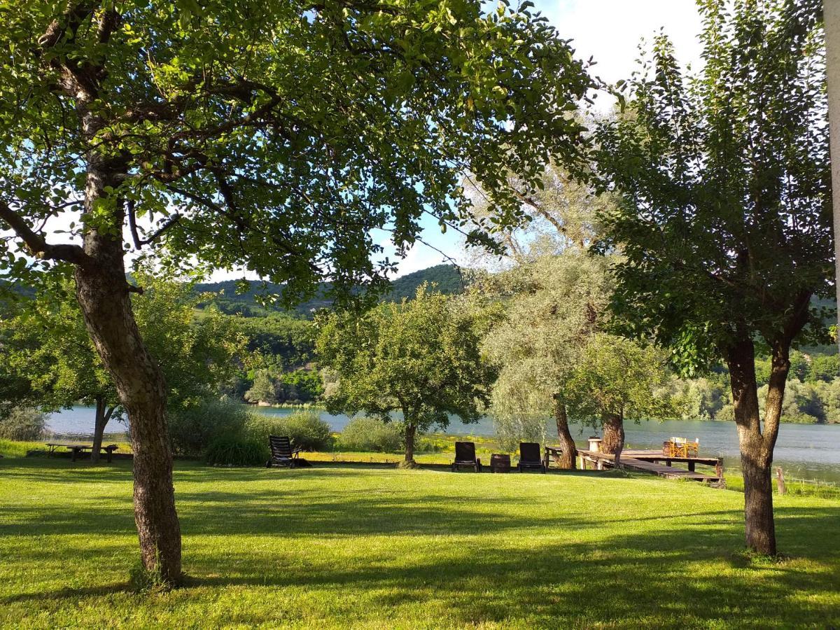 Konjic Lakeside Resort מראה חיצוני תמונה